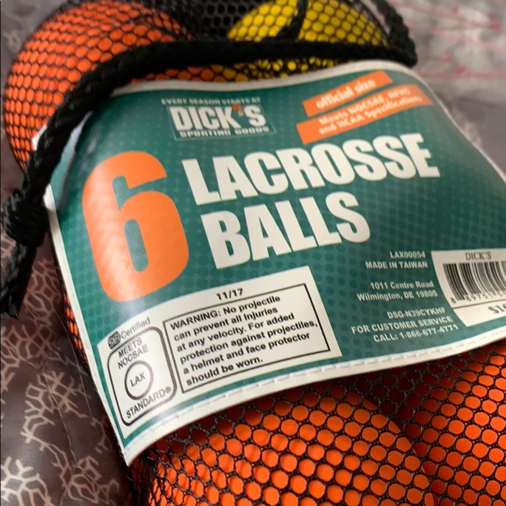 Pack of 6 lacrosse balls never used